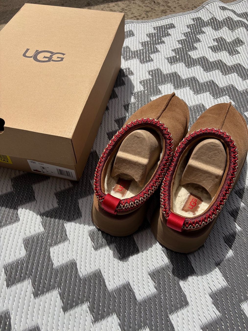Ugg Chaussures femmes: UGG W Tazz II mit Originalverpackung, Grösse 39 – Neuf (Voir description) à Wald ZH par Apy 1