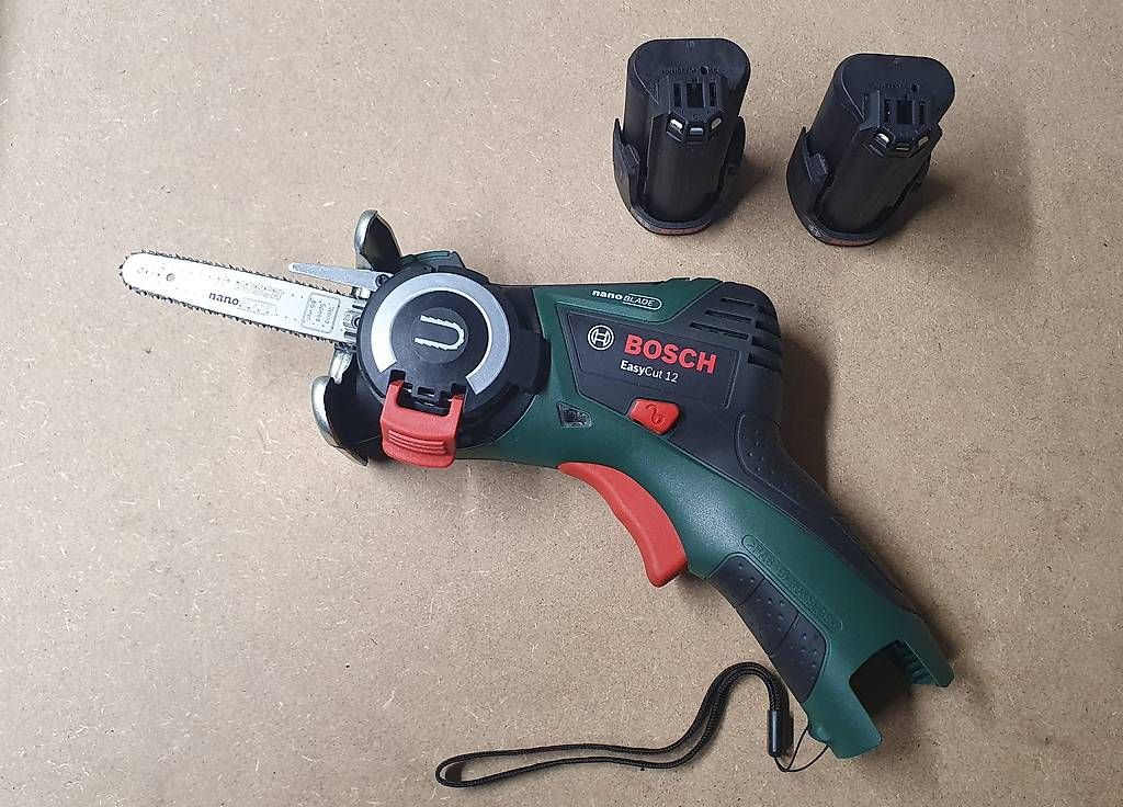 Bosch Seghe: Scie Bosch EasyCut 12 – Usato da Mont-sur-Rolle venduto da Bad_Food 2