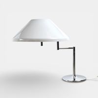Swisslamps Tischleuchte Schwenkomat // SLZ Team