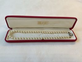 Ancien collier de perle avec fermoir en argent 