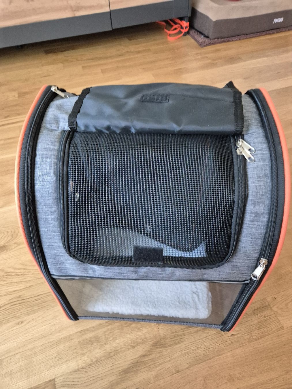 Liege- & Schlafplätze: Transportrucksack für kleine Hunde oder Katzen – Gebraucht aus Malters von Diveman 3