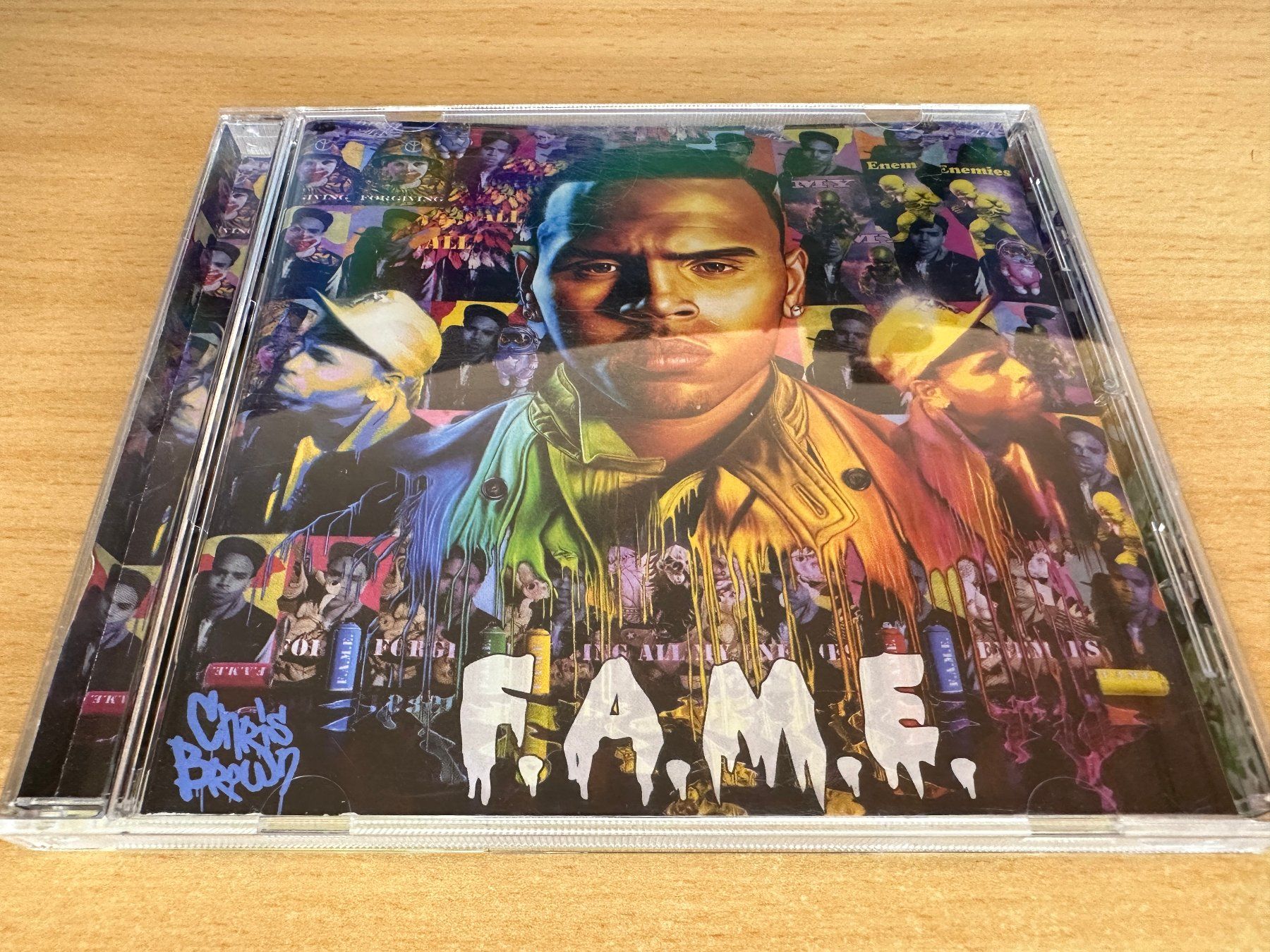 CD: Chris Brown – F.A.M.E. – Usato da Rikon im Tösstal venduto da Alpenmutz
