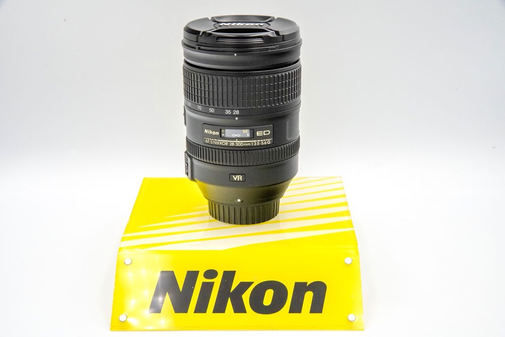 NikonニコンAF-S 28-300mm F3.5-5.6G ED VRレンズ(ズーム) - レンズ