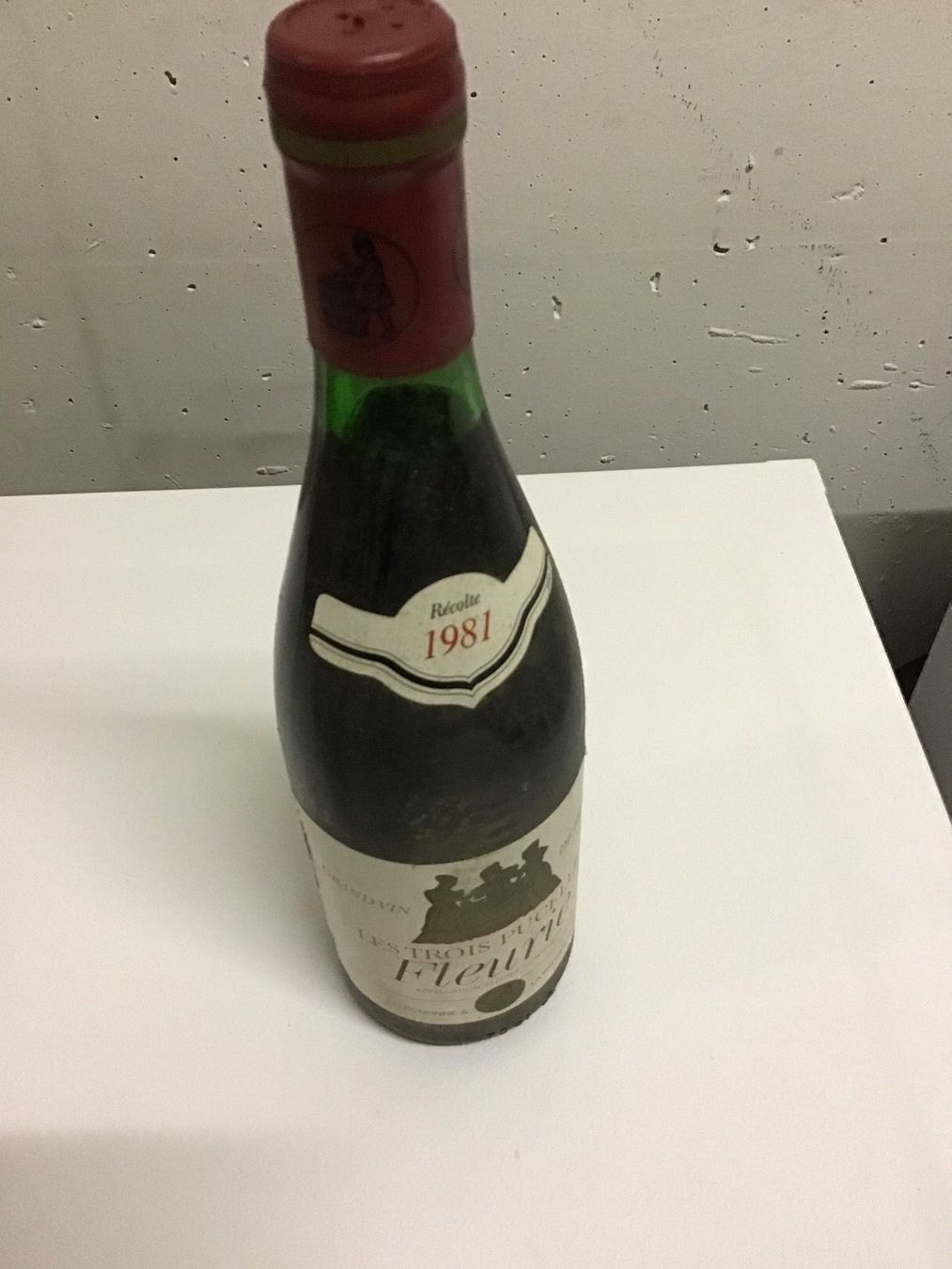 Wein: Fleurie, les Trois Pucelles, Jg 1981 – Neu (gemäss Beschreibung) aus Glattbrugg von Rene1766