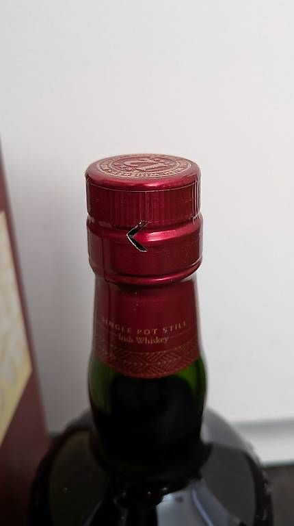 Spiritueux: Readbreast Whiskey 12y – Neuf avec emballage d'origine à Zürich par Gomilozyt 1