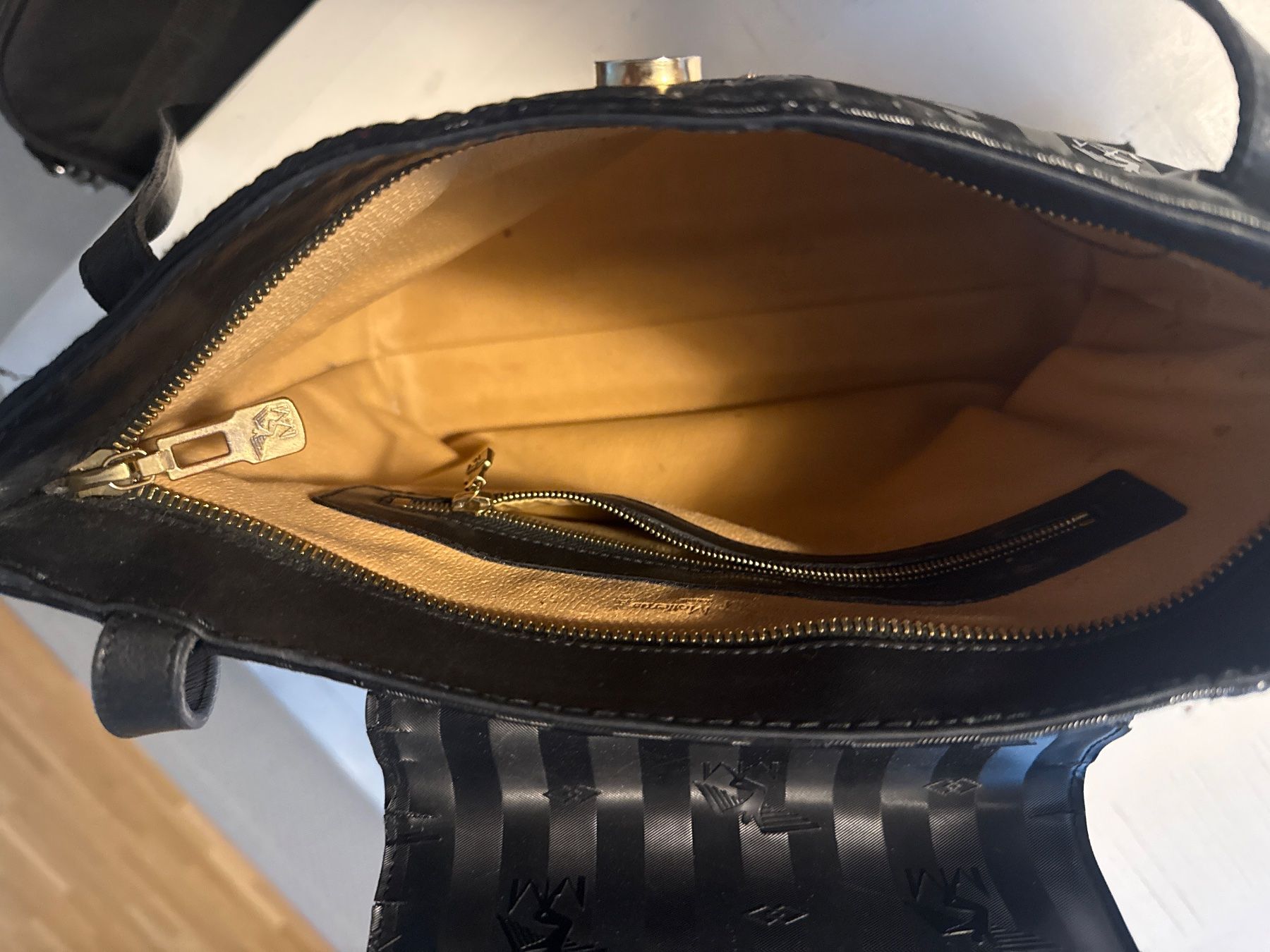 Maison Mollerus Borse da donna: Mollerus Tasche schwarz (Original) – Usato da Hinwil venduto da ariane_buehler 2