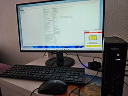 PC (Rechner, Bildschirm, Tastatur und Maus)