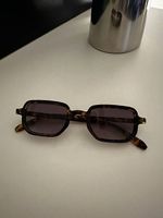 Sonnenbrille