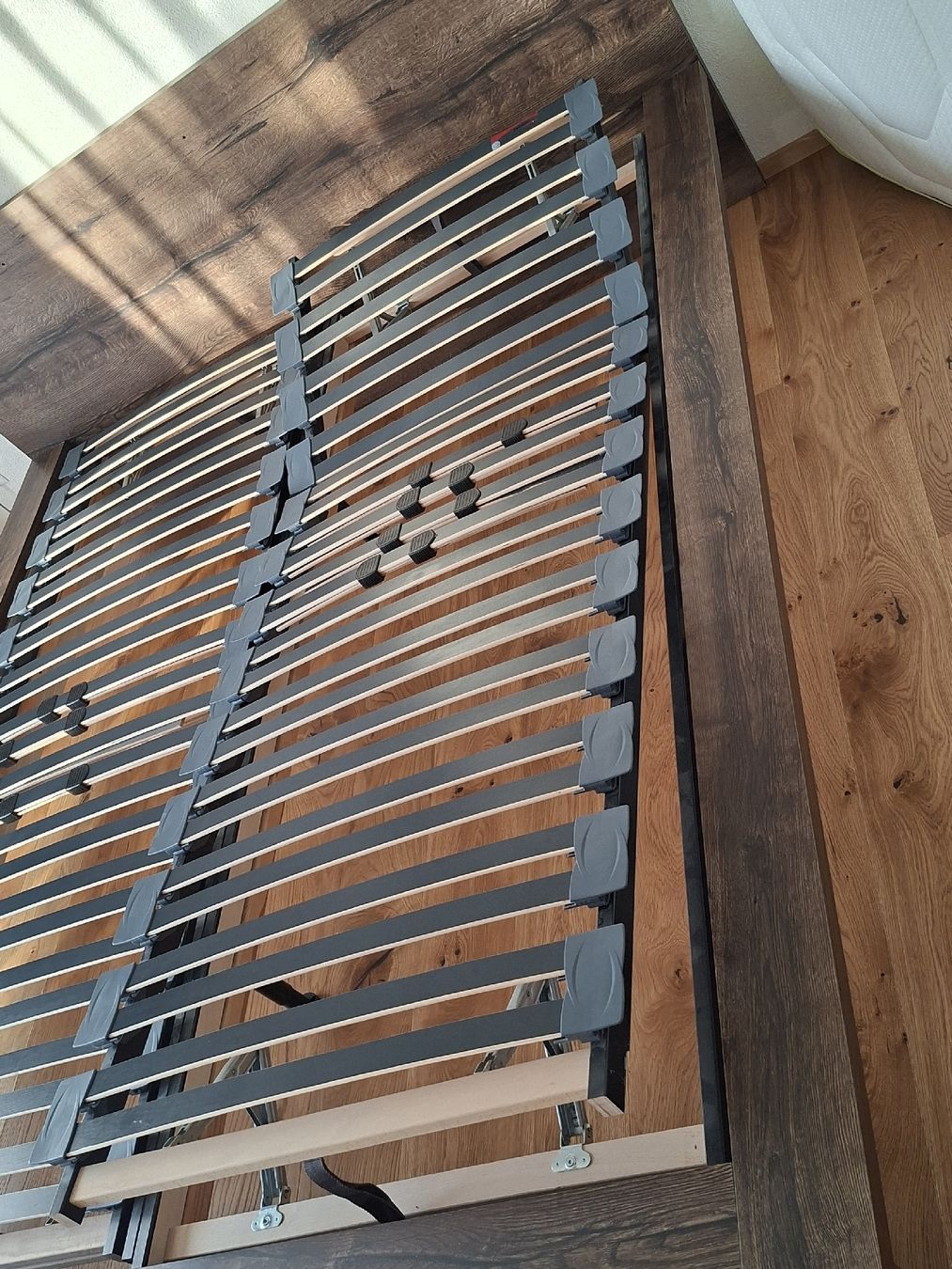 Lits: Bett, inkl. Lattenrost – D'occasion à Appenzell par gab_pm86 2