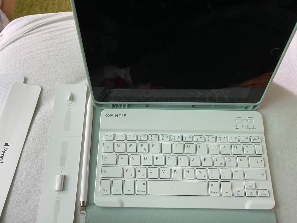 Apple ipad 6 gen mit fintie tastatur und stift kaufen auf ricardo