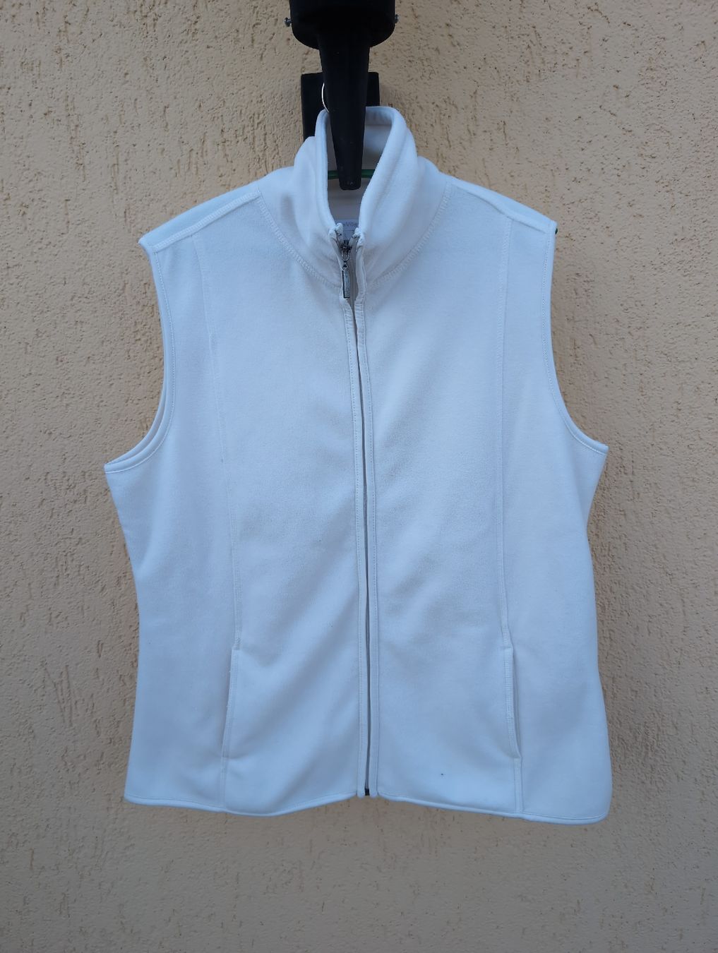Gilet & Giacche: Weisse Fleece Weste Gr. L – Usato da Alberswil venduto da __colafroeschli__