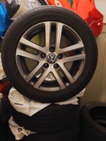 TOP ZUSTAND! 4 Stk. Original VW Felgen 16 Zoll, Pneus je 4mm