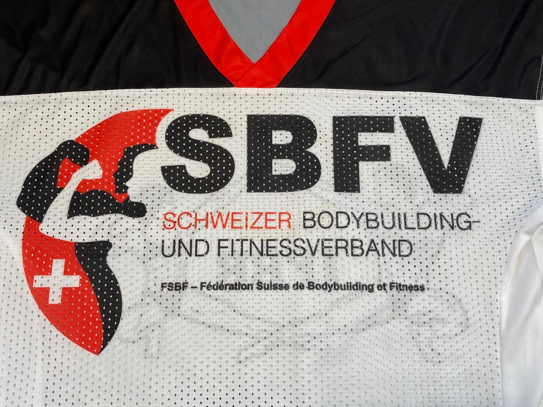 Leibchen & Hosen: Jersey IFBB Swiss Team Sz L – Gebraucht aus Zürich von le_souk 3