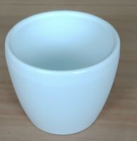 Schlichte Keramik Vase, weiss, perfekt f. Frühlingsblumen