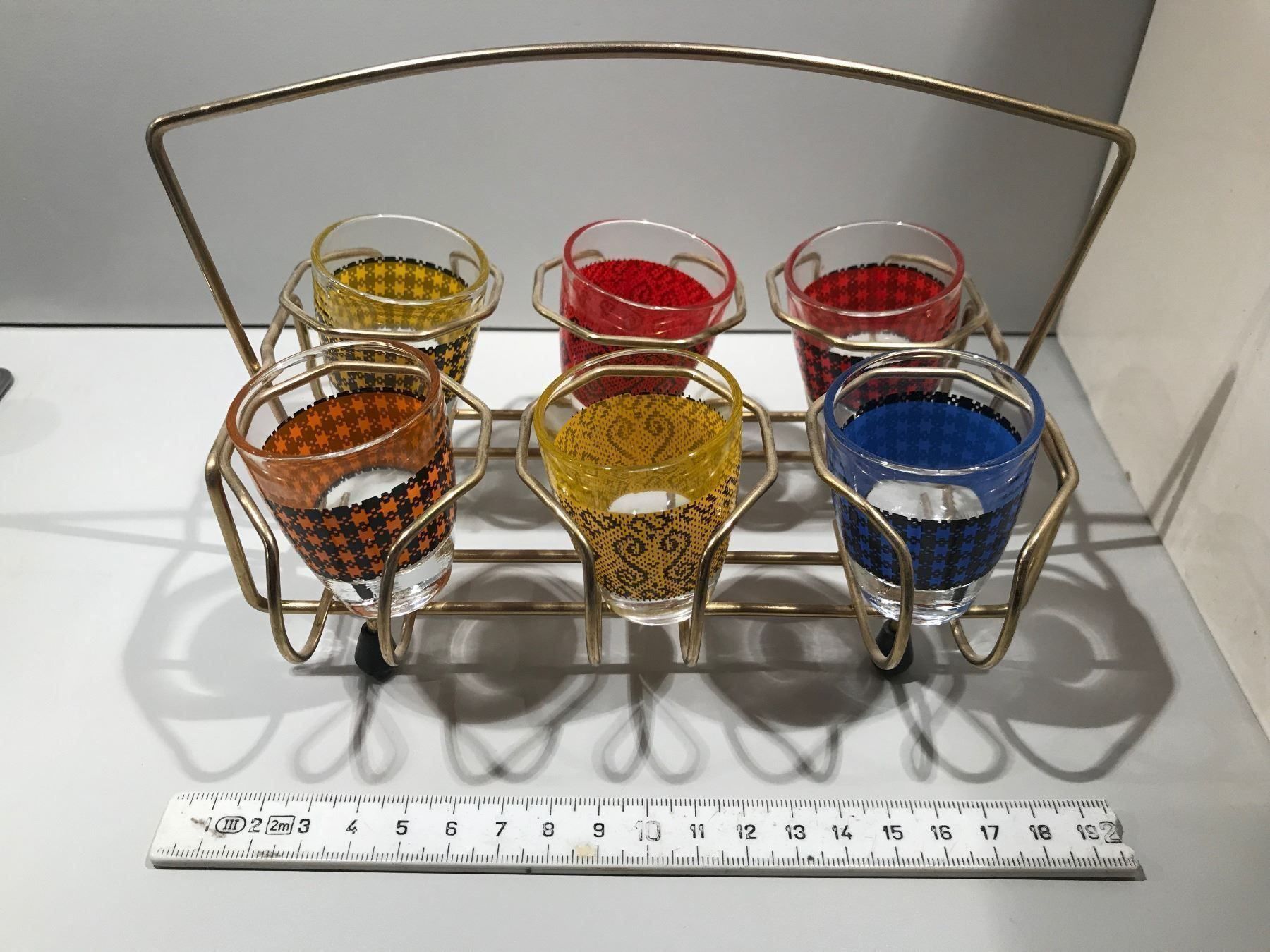 Bicchieri: Support avec 6 verres à schnaps – Usato da Ste-Croix venduto da mjmg 4