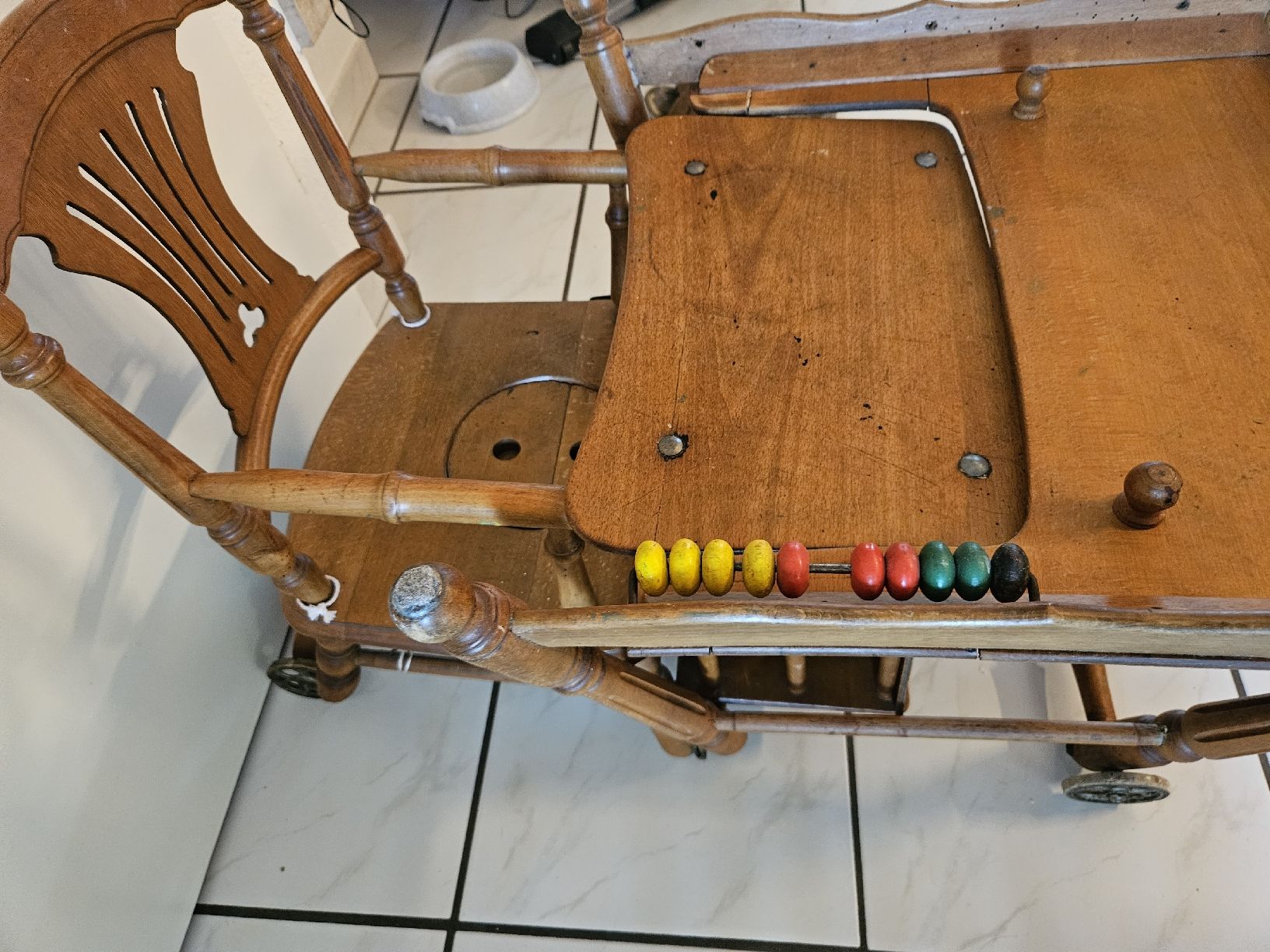 Chaises hautes: Kinderstuhl Holz Antik Jugendstil – D'occasion à Fulenbach par lua_755r 6