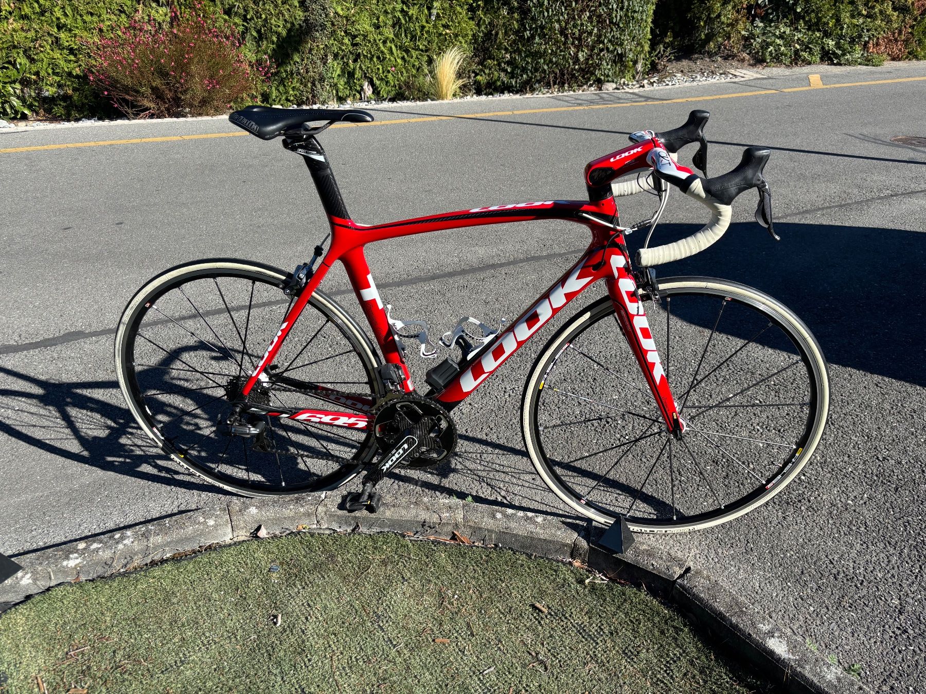 Look Biciclette: Vélo de course Look 695 super Light – Nuovo (secondo la descrizione) da Conthey venduto da Michel124 9