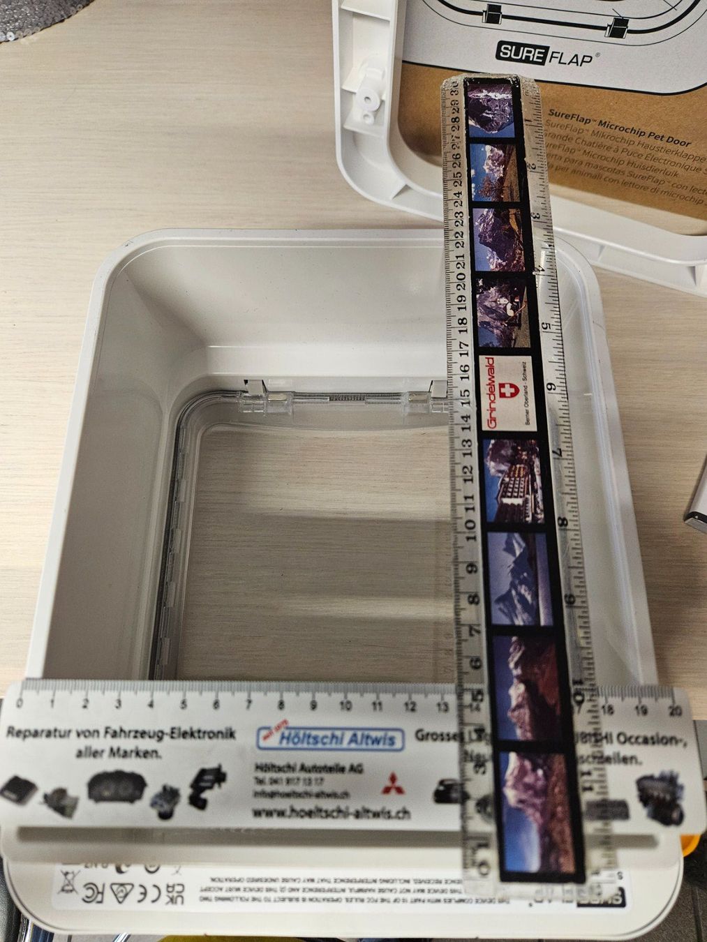 Gattaiole: SureFlap Mikrochip Katzenklappe - Durchgangsgrösse 17cm – Nuovo (secondo la descrizione) da Elgg venduto da Oldie67 3