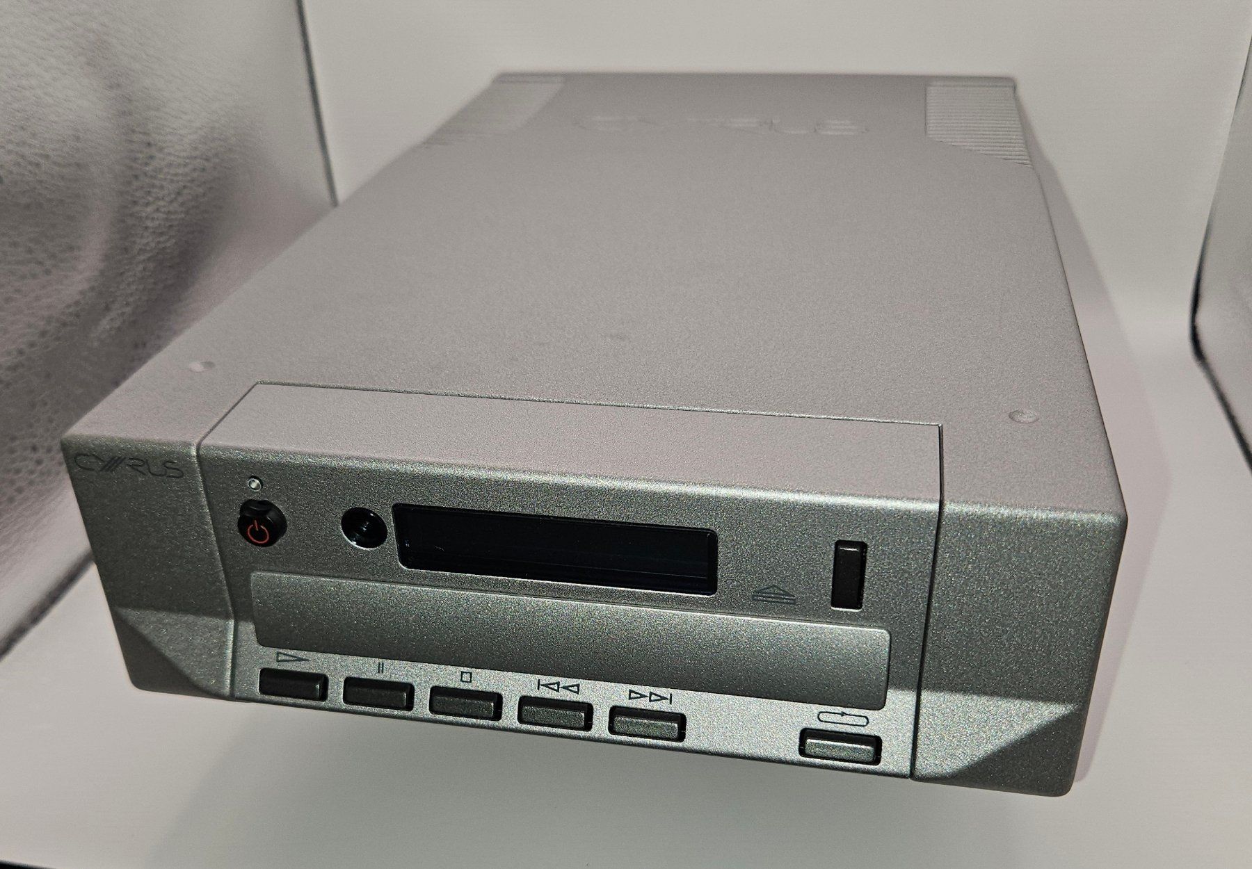 Cyrus Lettore multimediale & Streamer: Cyrus Audio DVD8 – Usato da Riazzino venduto da TicinoCarAudio