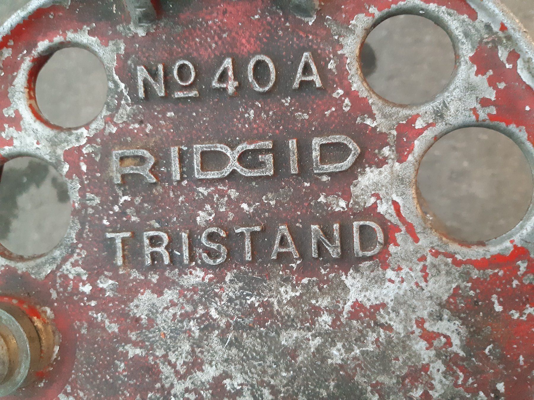 Tutti gli attrezzi: Rigid Transportabler Tristand 40 A – Usato da Nebikon venduto da schnischna80 1