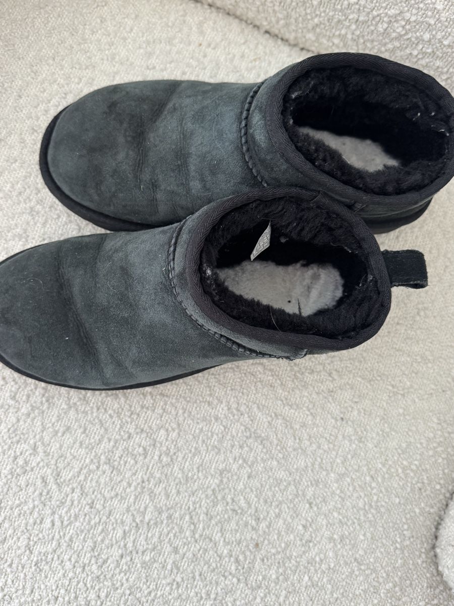 Scarpe da donna: UGG Boots 39 mini – Usato da Zürich venduto da cla_72hf 2
