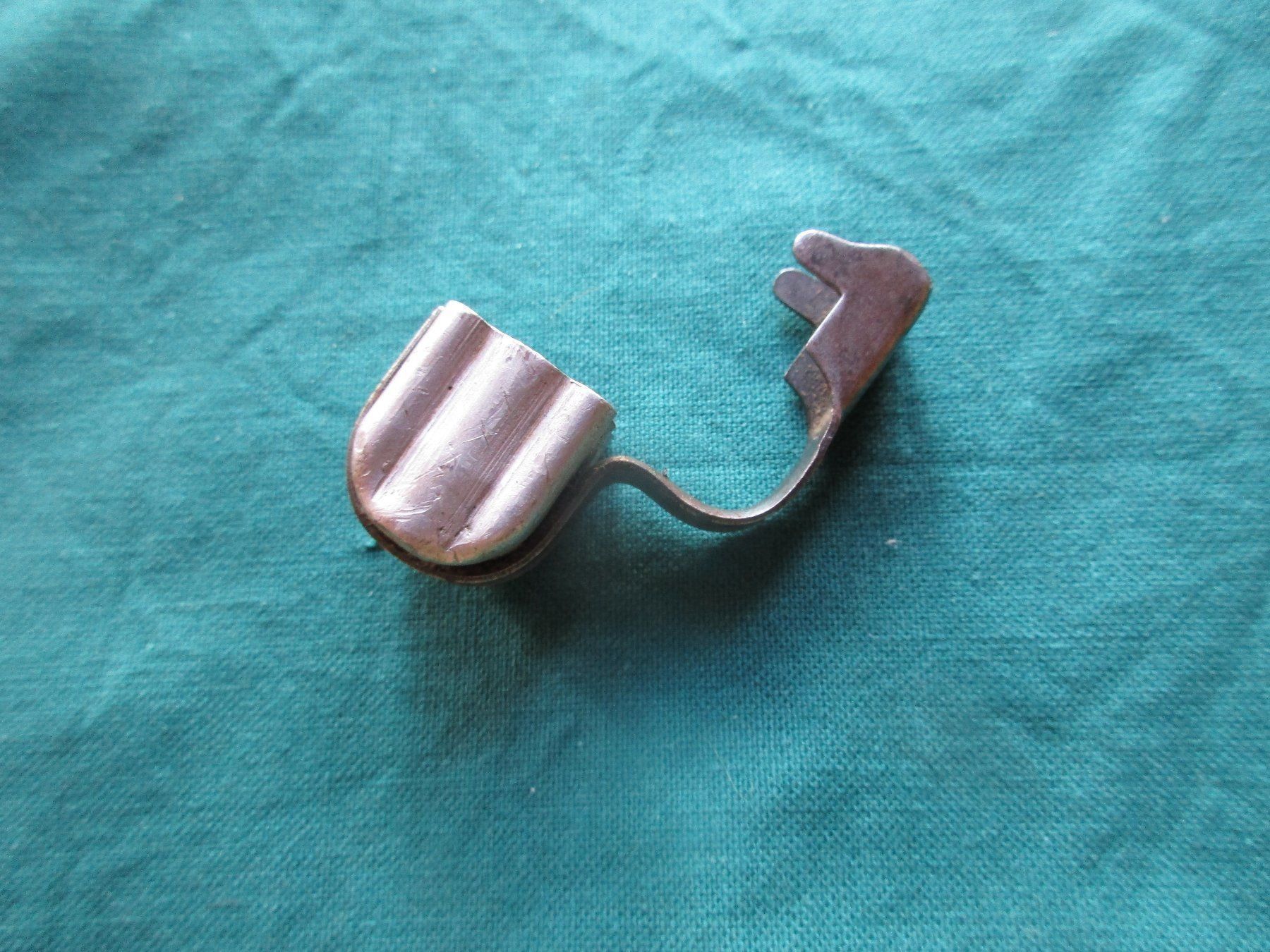 Schweizer Armee Stichwaffen: Laufdeckel Karabiner Alu (E) – Gebraucht aus Bowil von vifi01 1