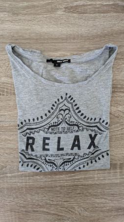 T-shirt donna grigia "Relax" taglia L