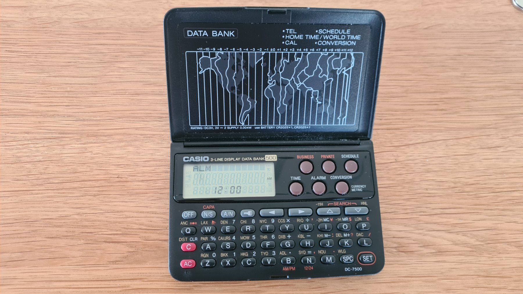 Casio Palmari: Vintage Casio Data Bank DC-7500 PDA – Usato da Winterthur venduto da stufaphi 1