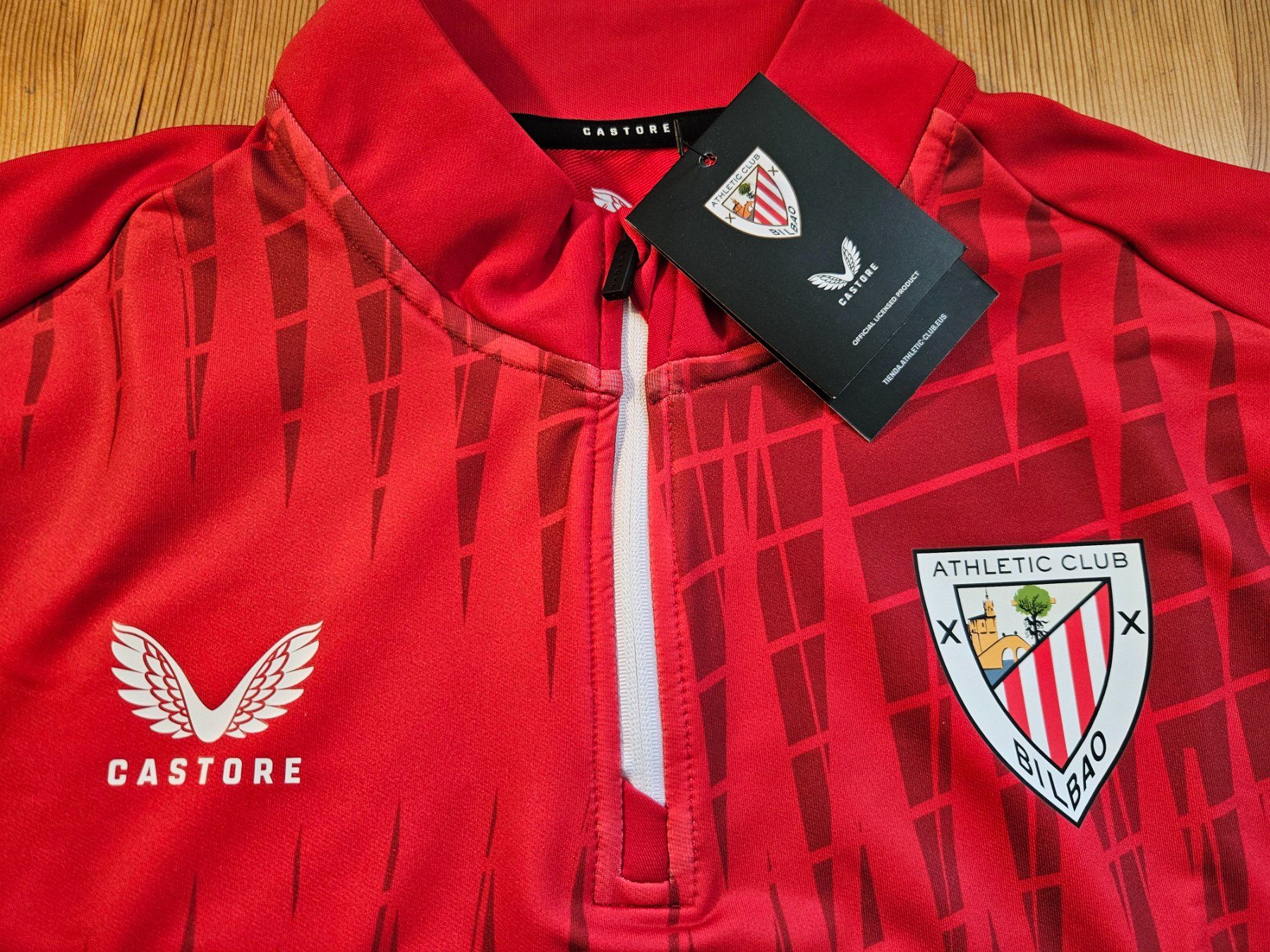 Canottiere & Pantaloni: Athletic Bilbao Trainingsoberteil Castore NEU L Spanien – Nuovo (secondo la descrizione) da Hägglingen venduto da United-Village-Trade 1