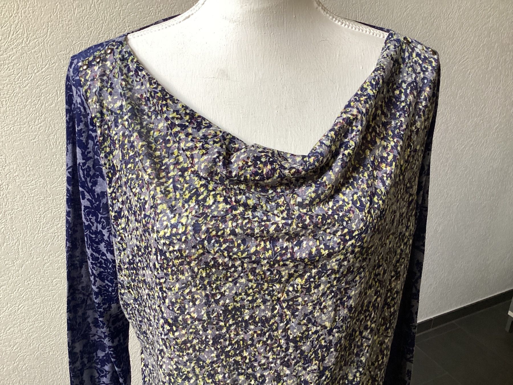 Comma Chemisiers: COMMA G Damen Langarm Bluse / Shirt  Gr. 44 – D'occasion à Homberg b. Thun par Homata 1