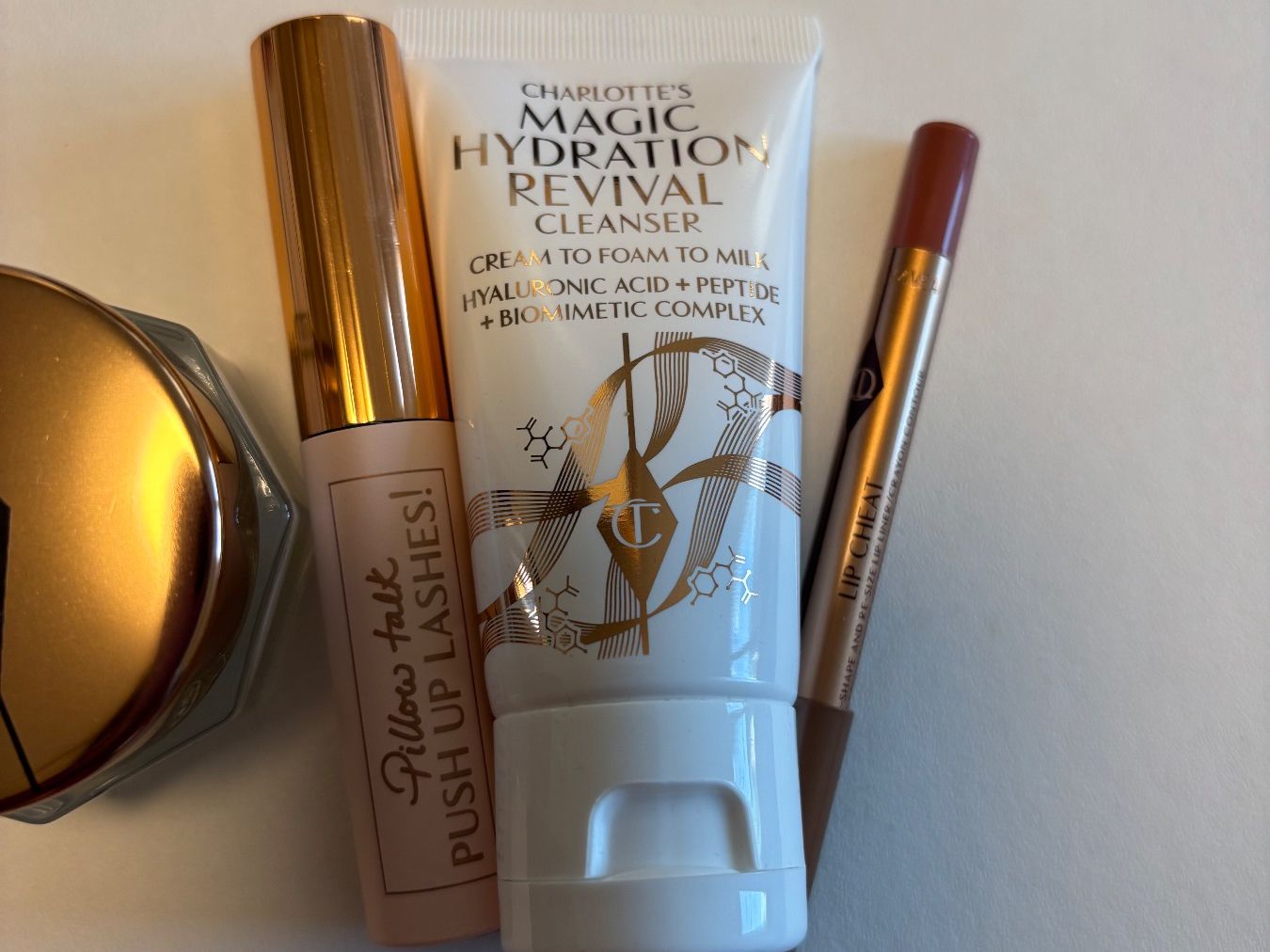 Charlotte Tilbury Make-up: Charlotte Tilbury Set Neu – Nuovo (secondo la descrizione) da Bülach venduto da ter_6jf8 2