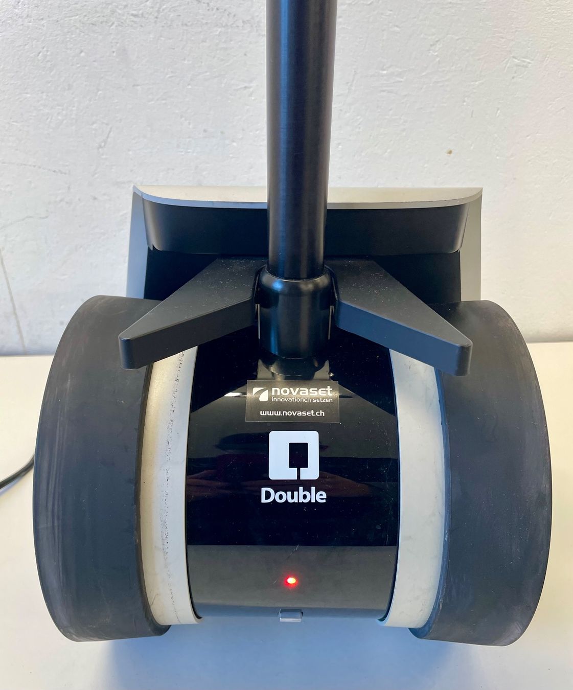 Tutte le macchine: Double Robotic Double 2 Telepresence/fahrender Roboter – Usato da Niederdorf venduto da LeptonAG 3