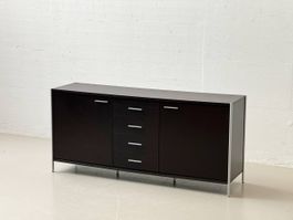 Klassisches Sideboard mit Schubladen und Türen, 2000er Jahre