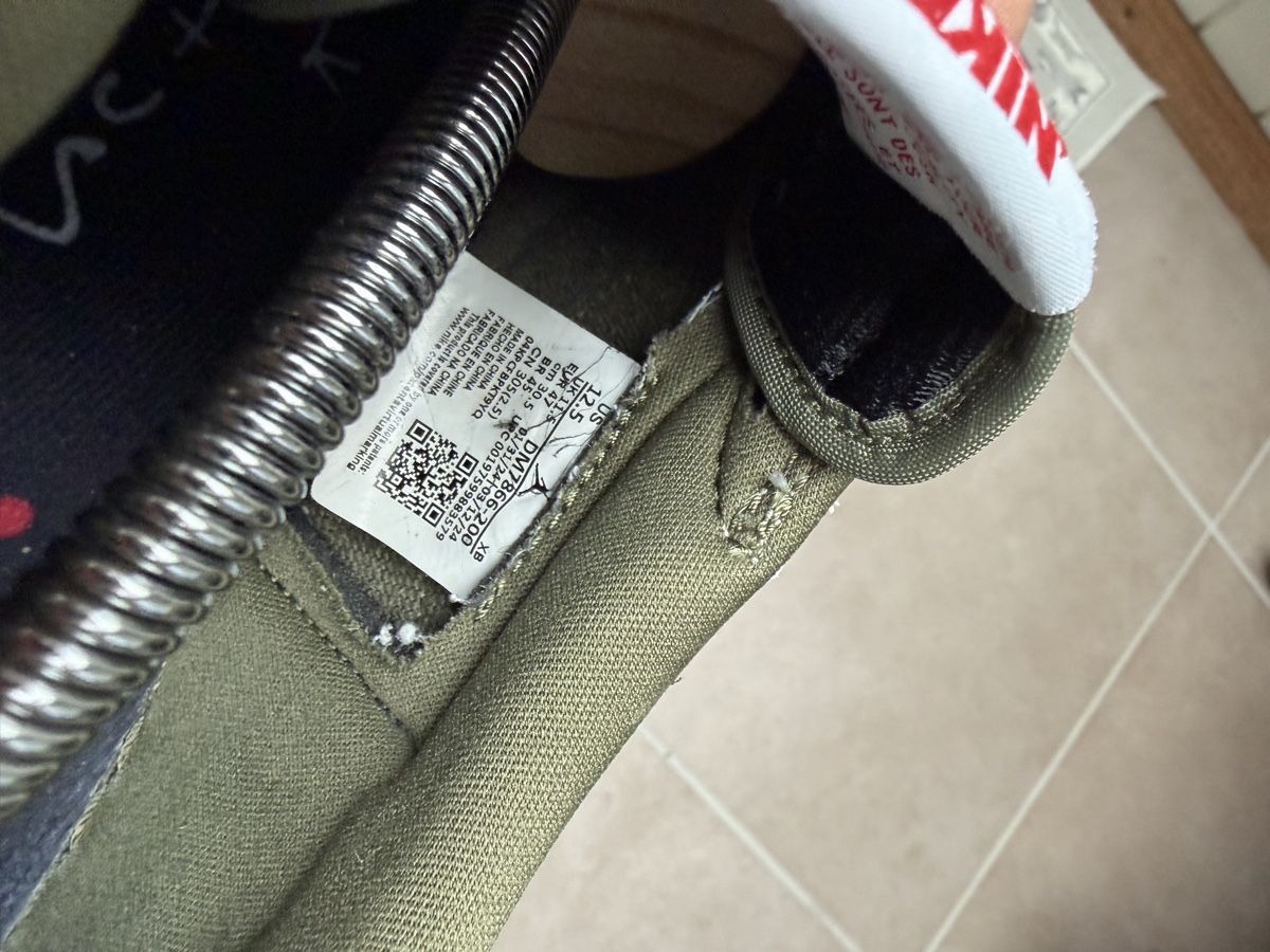 Jordan Herrenschuhe: Air Jordan Travis Scott Medium Olive – Gebraucht aus Ibach von fashionrenewable 4