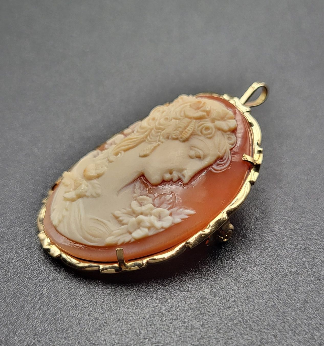 Ciondoli: Gold 585 Kamee Anhänger/Broche – Usato da Wald ZH venduto da Dasilver 7