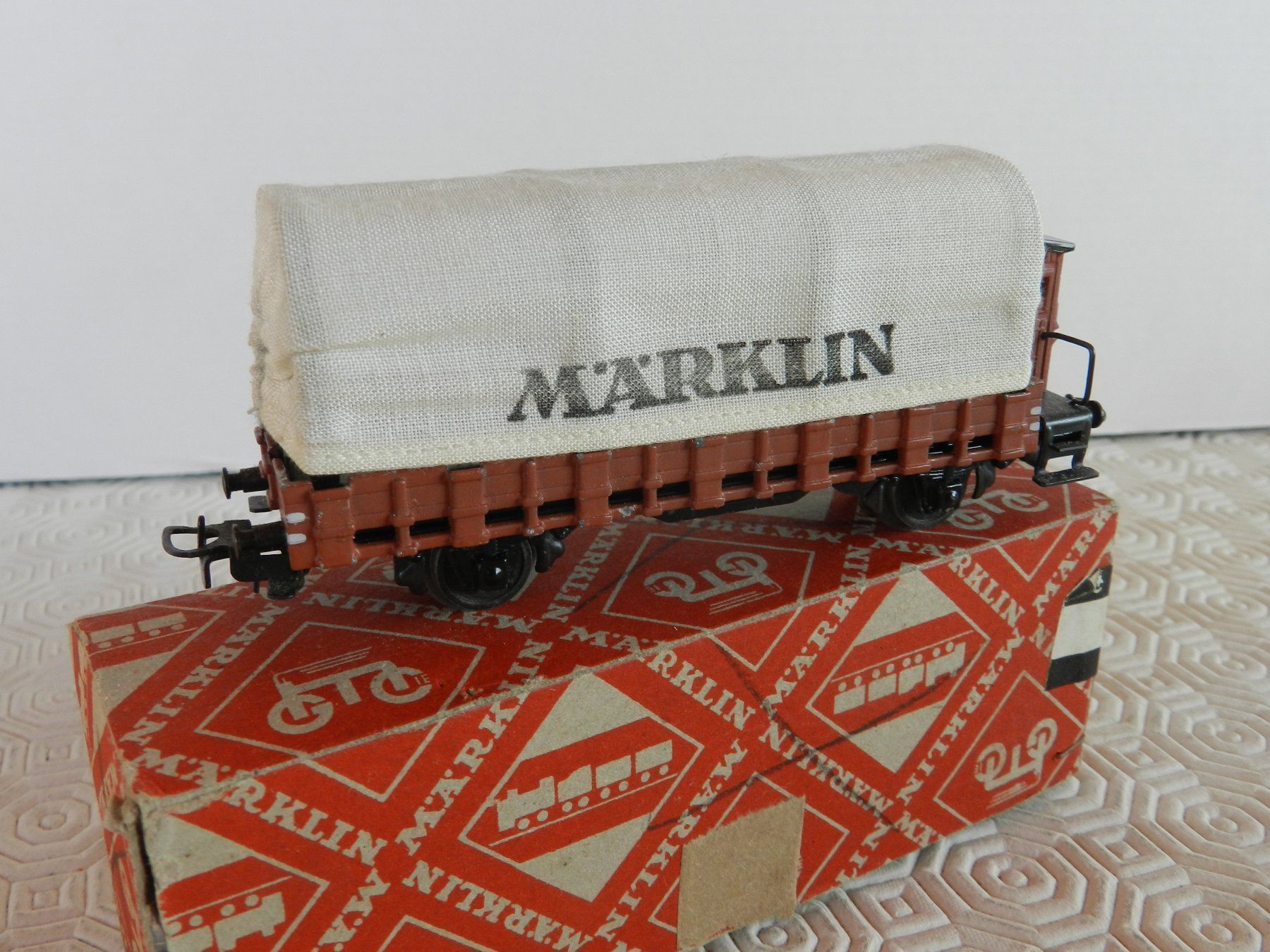 Märklin Modellini di ferrovie: Märklin Planenwagen Bremserhaus 322 – Usato da Arzier-Le Muids venduto da elocin83 3