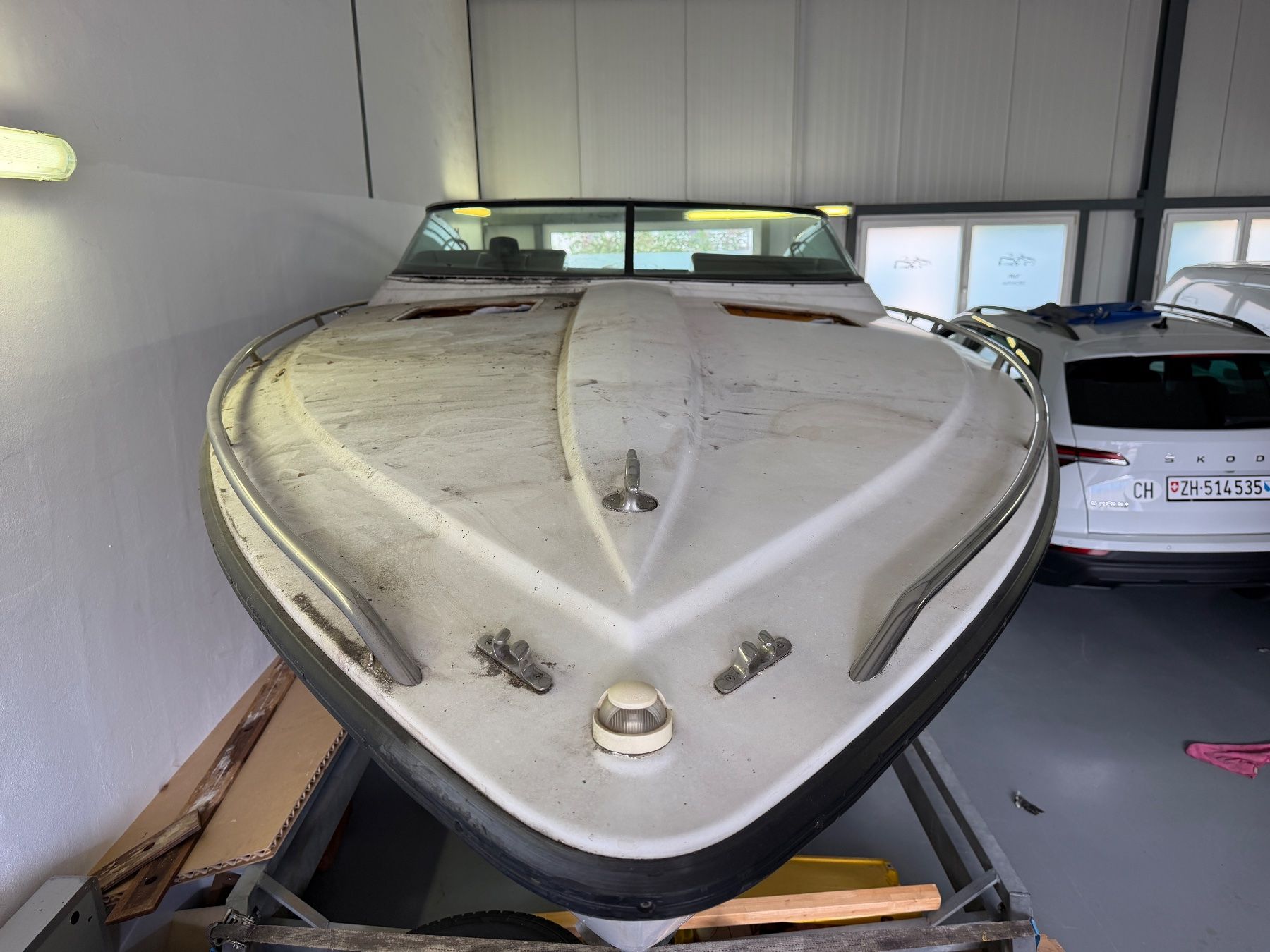 Formula Boote: Motorboot Formula LS 242 Bastlerobjekt mit defektem Trailer – Defekt aus Wil ZH von mcr-trade 2