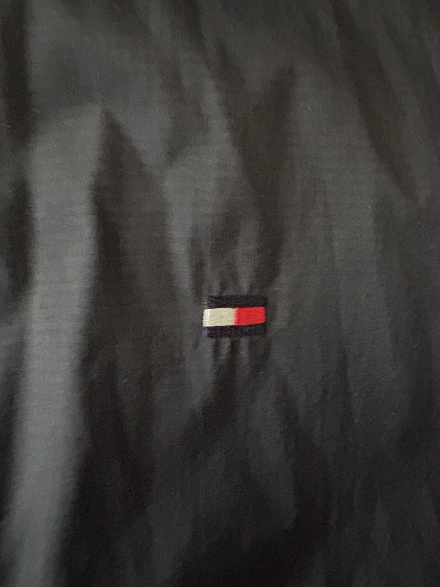 Tommy Hilfiger Vestes: Tommy Hilfiger Jacke Dunkelblau Groesse L – Neuf (Voir description) à Meilen par gui_6sh2 1