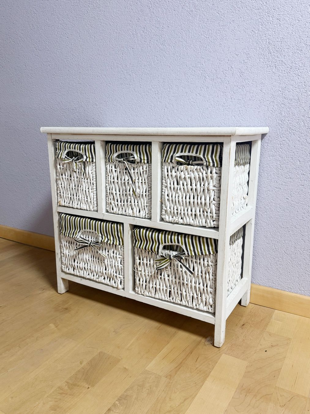 Kommoden: Kleine Kommode – Gebraucht aus Weesen von nice-to-have-23 2