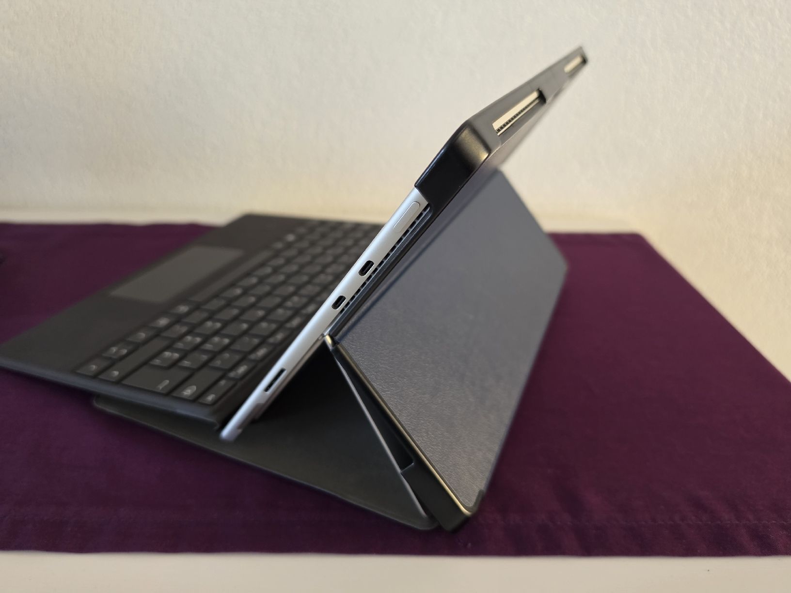 Microsoft Portables: Microsoft Surface Pro 8 ab 1.-- – D'occasion à Gossau ZH par hexe83 8