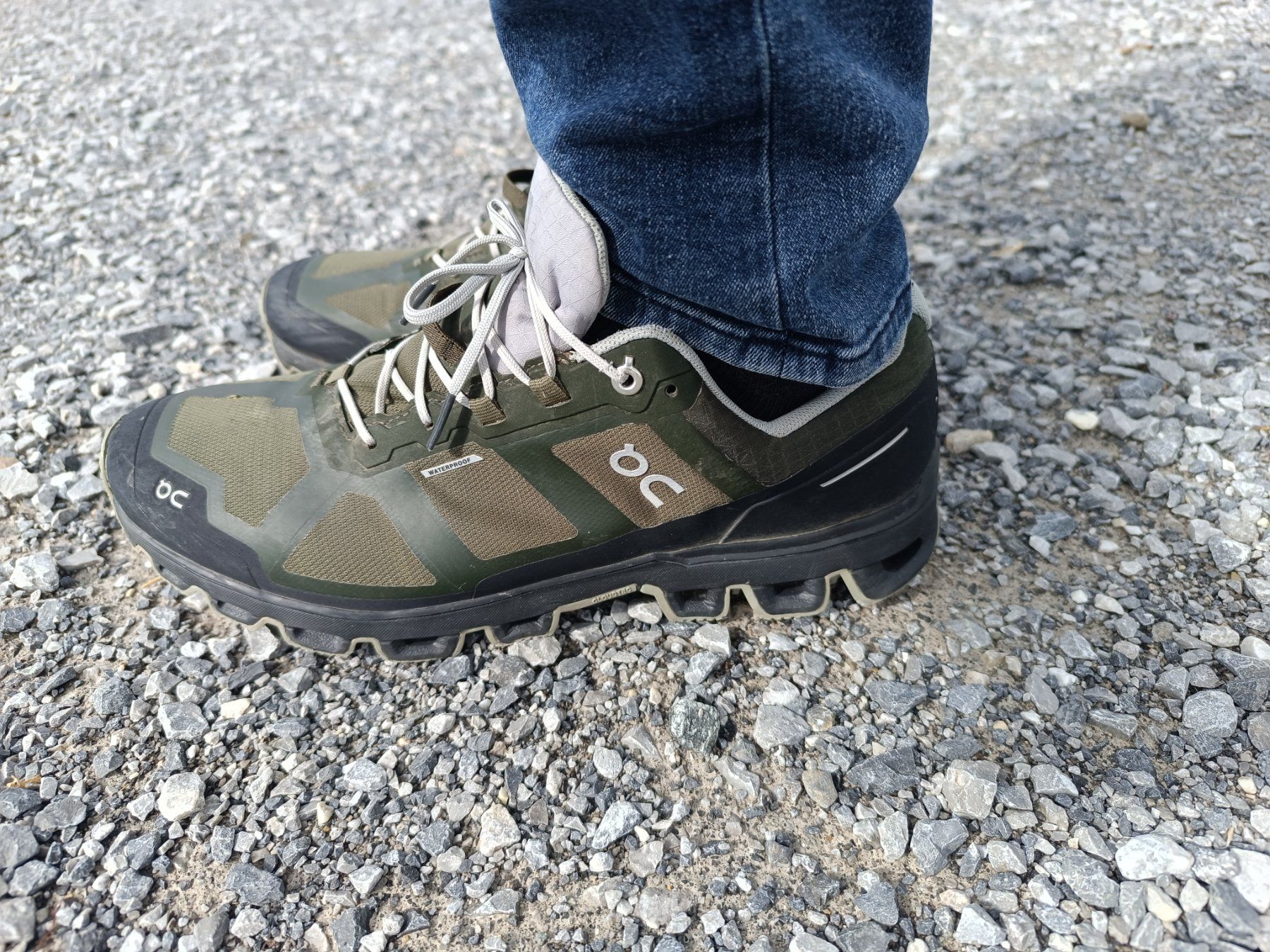 On Scarpe da uomo: On Cloudventure Waterproof Grösse 45 Trailschuh Wanderschuhe – Usato da Berikon venduto da mezzze 2