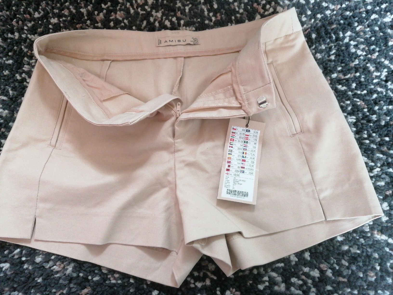 Pantaloni: Short, short court, pantalon, bas – Nuovo (secondo la descrizione) da Montcherand venduto da petiteoune75 2