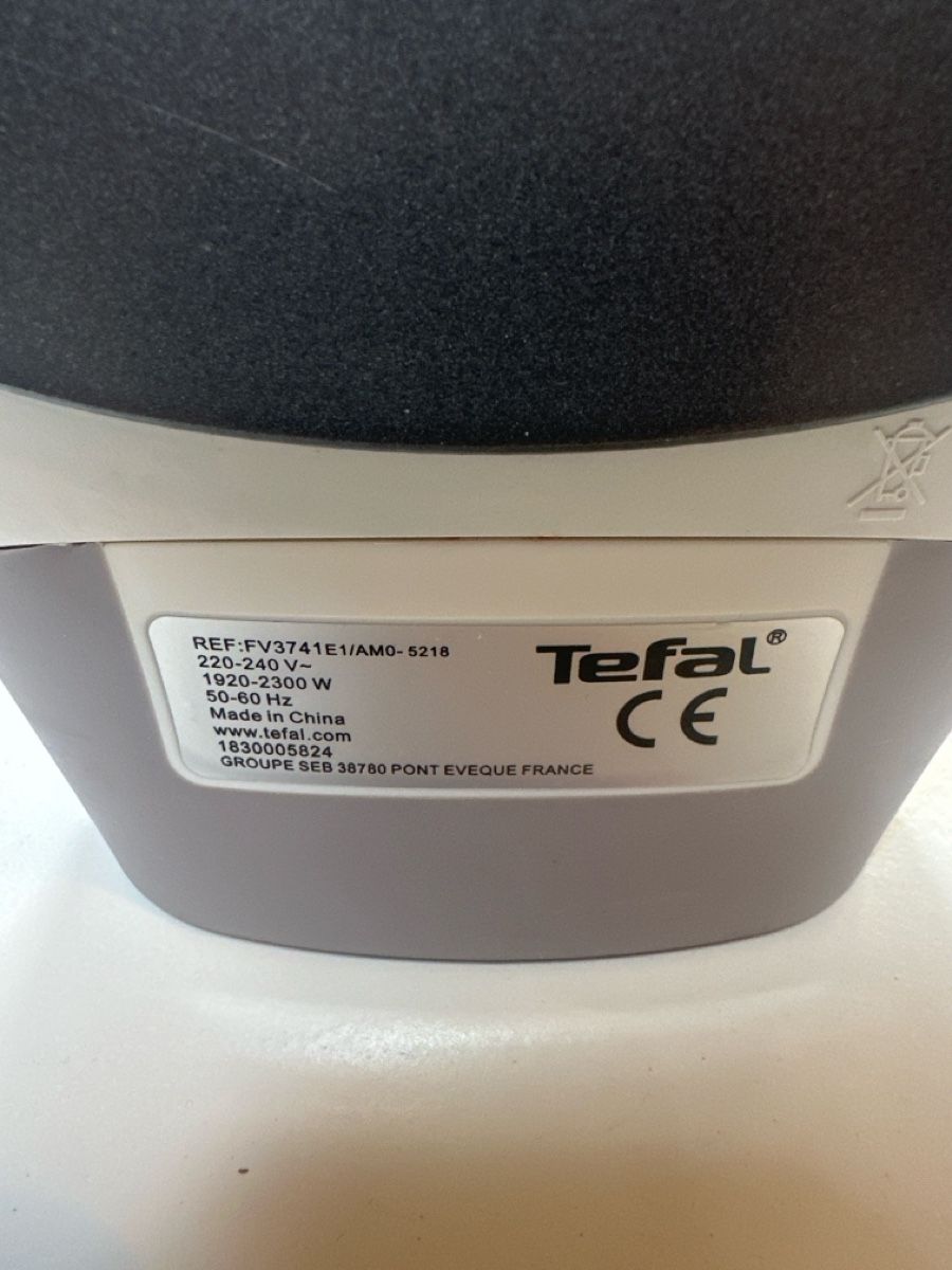 Tefal Ferri da stiro: Tefal Maestro Steam Iron Red - Great Condition – Usato da St. Gallen venduto da S_rnw2 3