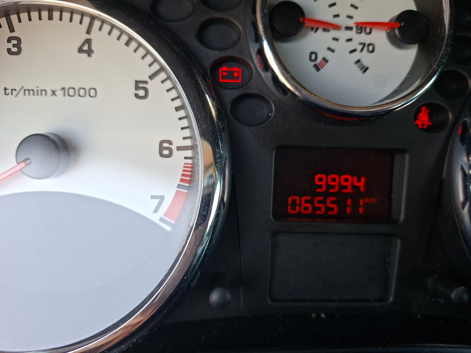Peugeot Automobili: Peugeot 207, 1.6i 16V – Usato da Cordast venduto da Meetoo 4