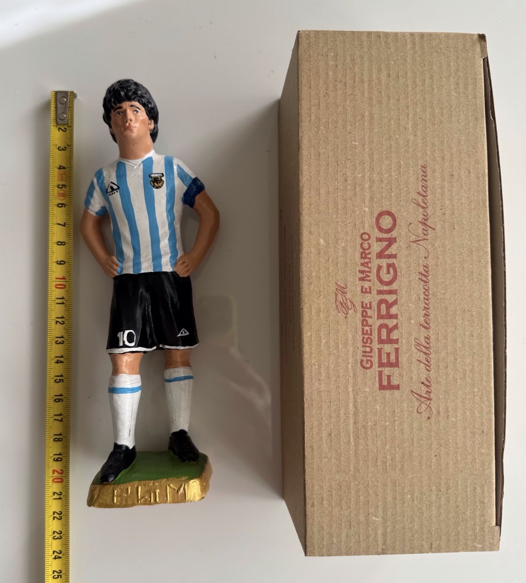 Statuette: STATUETTE MARADONA ARGENTINA – Nuovo e nell'imballaggio originale da Le Landeron venduto da Gianns46 2
