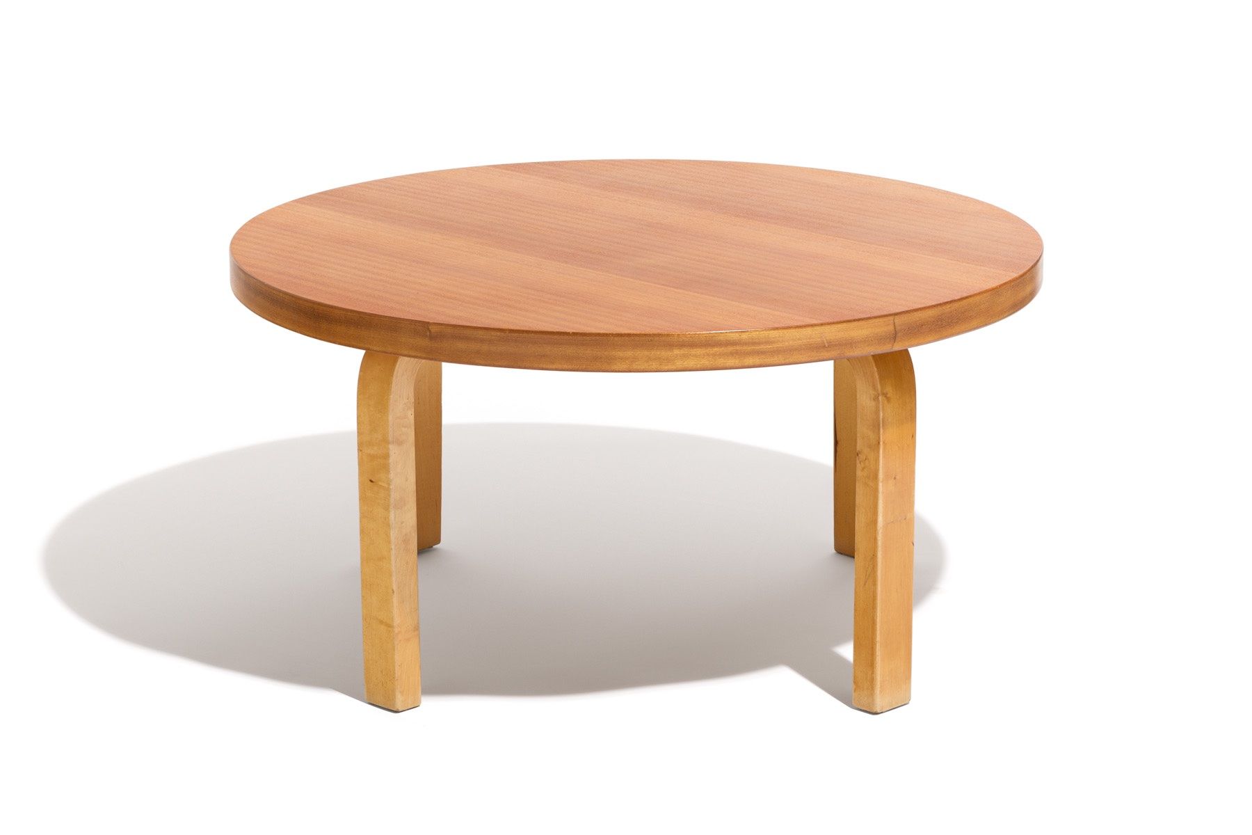 Aalto Tavoli: Sofatisch von Alvar Aalto – Usato da Bern venduto da sales_et 1