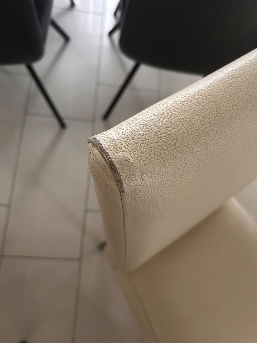 Tische: Esstisch (ausziehbar) – Gebraucht aus Gränichen von kvonarx 4