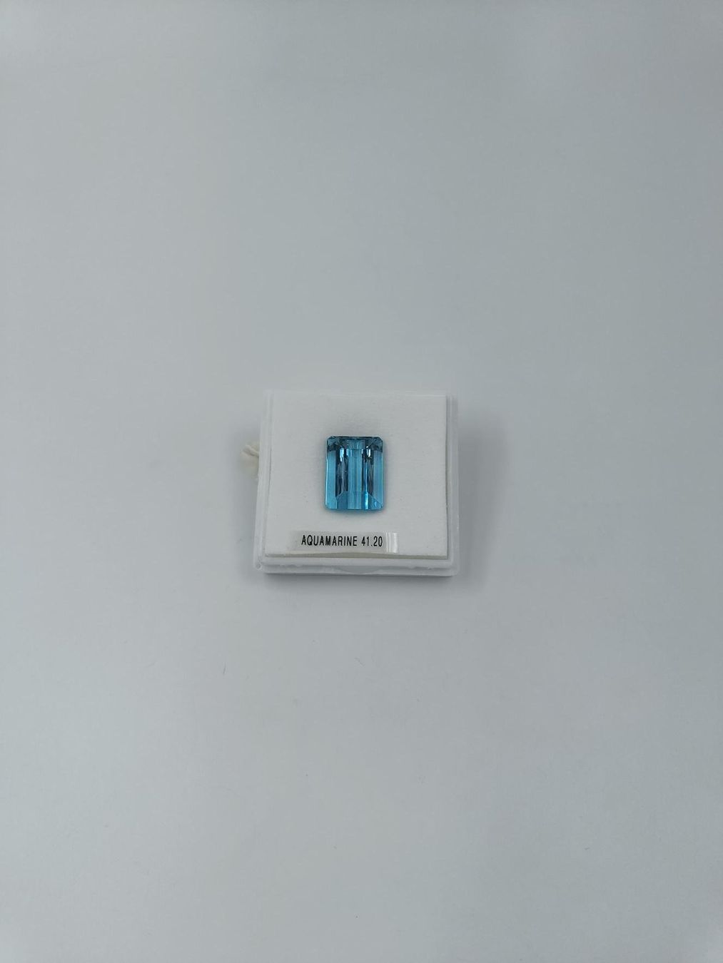 Pietre preziose: 1 AQUAMARIN 41.20 CT. – Usato da Luzern venduto da EdiGem 3