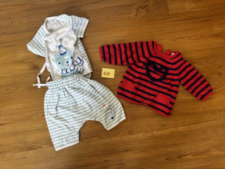 Baby Pyjama und Pulli Grösse 50