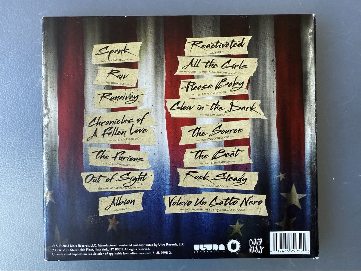 CD: Bloody Beetroots - Hide (CD) – Usato da Oberried Brienz venduto da Chyara 1
